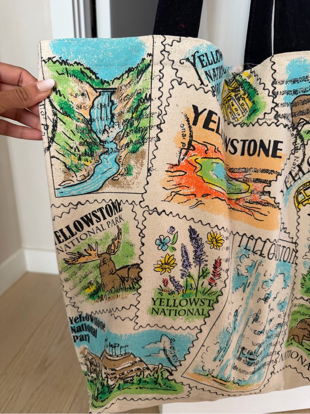 BRAND NEW Tags On Yellowstone National Park Cloth Tote Bag - Picture 2 of 4